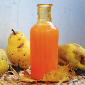 Spicy Raw Pumpkin Juice with Pears