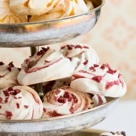 Meringue Petits Fours