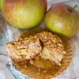 Apple Crisp Muffins