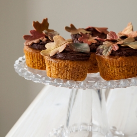 Fall Leaf Mini Cakes