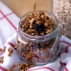 Nutty Vanilla-Cinnamon Granola