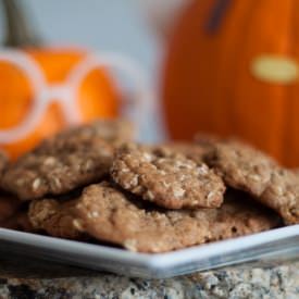 Pumpkin Spice Oatmeal Cookies