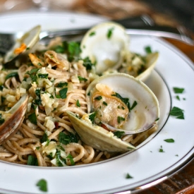 Whole Wheat Spaghetti with Clams