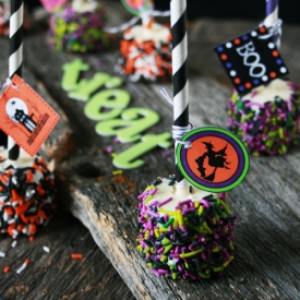 Halloween Marshmallow Pops