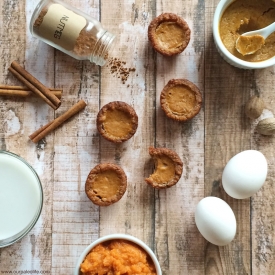 Paleo Pumpkin Pie Tarts