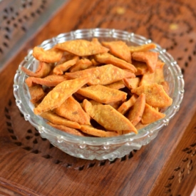 Spicy Namak Para | Diamonds Cuts