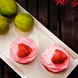 Strawberry Lemonade Cupcakes