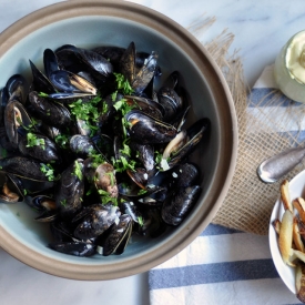 Belgian Beer-Steamed Mussels