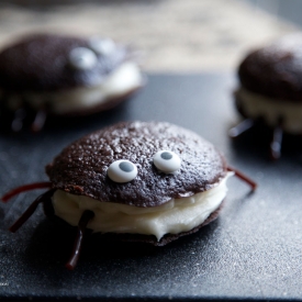 Spider Whoopie Pies