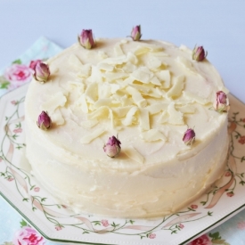 Rose Cake w. White Chocolate