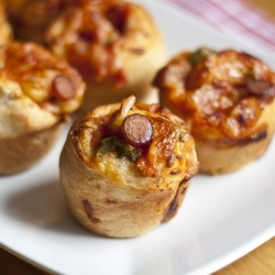 Stuffed Pizza Muffins