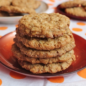 Crispy Oatmeal Cookies