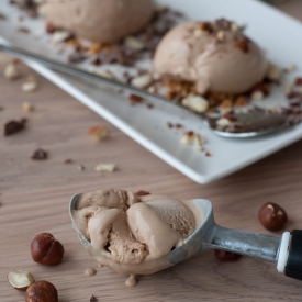 Ice Cream with Hazelnut & Chocolate