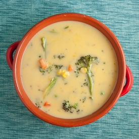 Creamy Cheesy Broccoli Soup