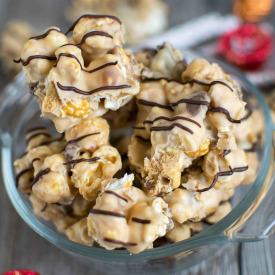 Peanut Butter Caramel Corn