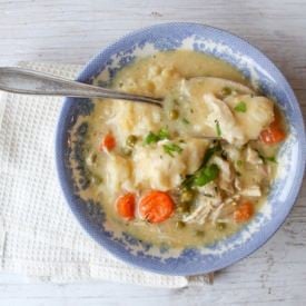 Slow Cooker Chicken and Dumplings