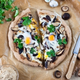 Shiitake&Walnut Puree Pizza