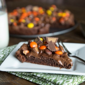 Peanut Butter Brownie Pizza