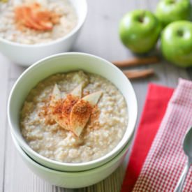 Cinnamon Apple Steel Cut Oatmeal