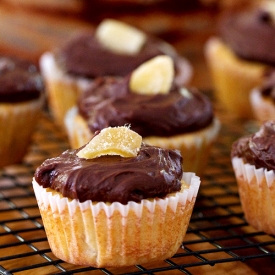 Ginger Cupcakes & Fudge Frosting