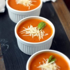 Skinny Tomato Basil Soup