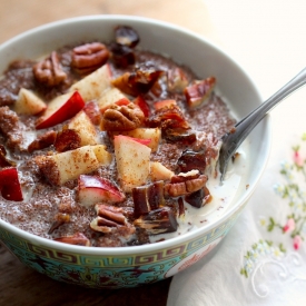 Teff Porridge with Apples and Dates