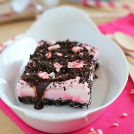 Peppermint Ice Cream Cookie Bars