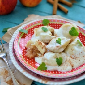 Dumplings Flavored with Apple