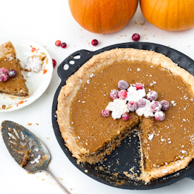 Pumpkin Pie with Ginger Snaps