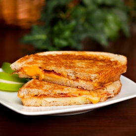 Apple Bacon Grilled Cheese Sandwich