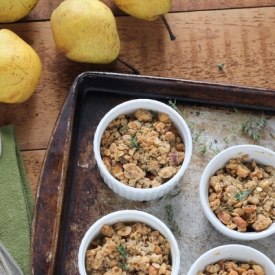 Honey Pear Crisps with Hazelnuts