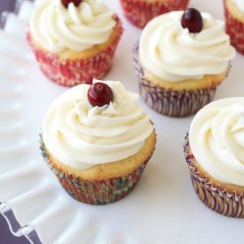 Cranberry Cream Cheese Cupcakes