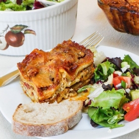 Three Cheese Lasagna w/Meat Sauce