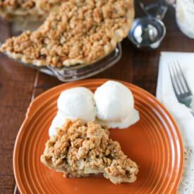 Easy Apple Crumble Pie