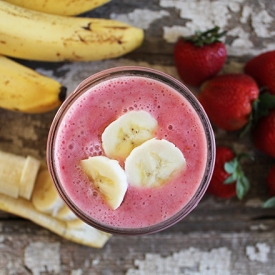 Simply Strawberry Banana Smoothie