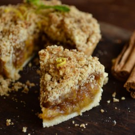 Apple Crumble Pie