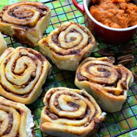 Pumpkin Sweet Rolls