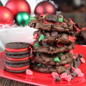 Double Choc Holiday Oreo Cookies