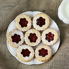 Linzer Cookies