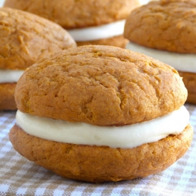 Pumpkin Spice Whoopie Pies