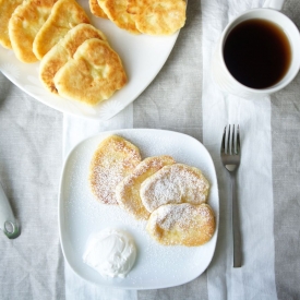 Syrniki (Russian pancakes)