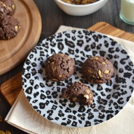 Flourless Spicy Chocolate Cookies