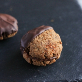 Chocolate caramel gingersnaps