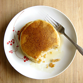 Gluten Free Eggnog Pancakes