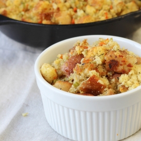 Classic Cornbread Stuffing