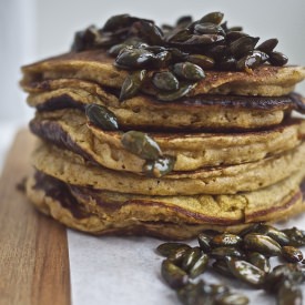 Whole Wheat Pumpkin Spice Pancakes