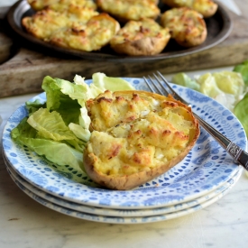 Cheesy Stuffed Supper Spuds