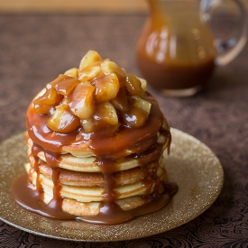 Caramel Apple Pie Pancakes