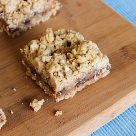 Oatmeal Carmelita Bars