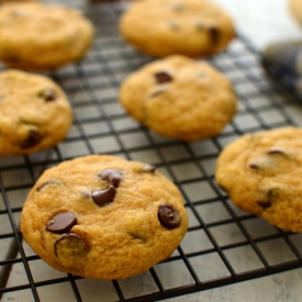 Vegan Chocolate Chip Cookies